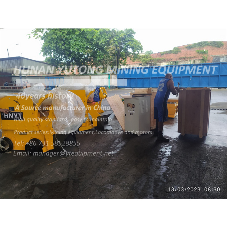 Locomotoras mineras de 2.5 toneladas y cargadoras de rocas llegaron a Sudamérica