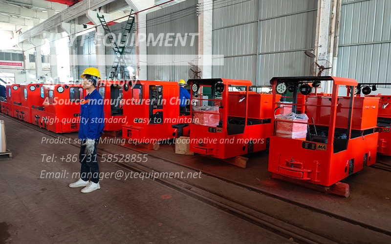 shipment of battery electric locomotives 1.jpg