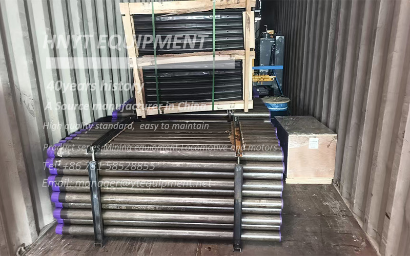 Shipment of FD800 crawler hydraulic drilling rig 2.jpg