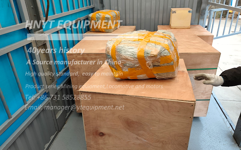 Export of mining locomotive parts 4.jpg